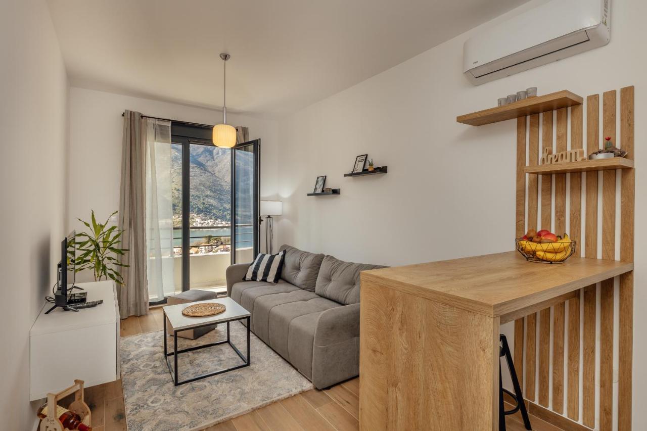 Lana Sea View Apartment Котор Экстерьер фото