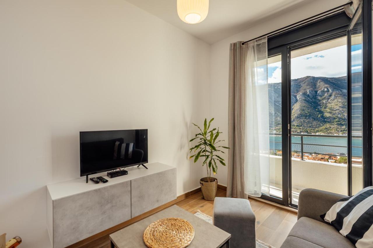 Lana Sea View Apartment Котор Экстерьер фото
